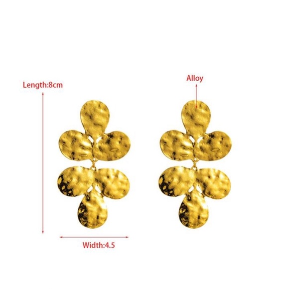 Runway Chandelier Earrings - Picture 3 of 4